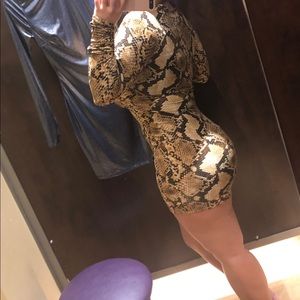 Very sexy snake print body con dress